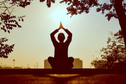 Sports and meditation: how to calm your mind, focus, connect with the present moment